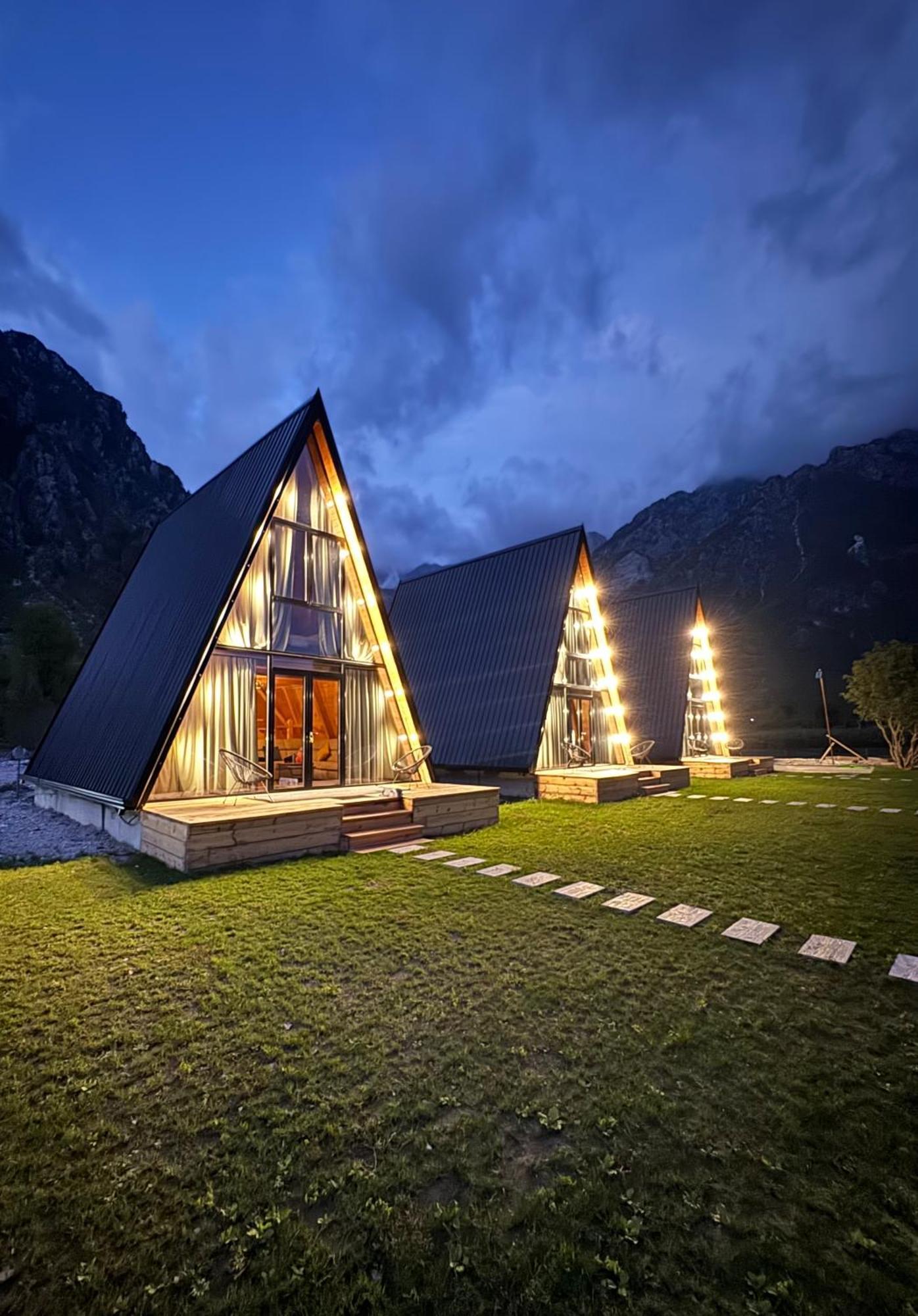 Monark Villas Shkoder Exterior photo